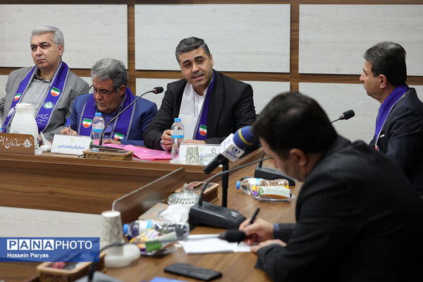 نشست تخصصی معاونان مالی سازمان دانش‌آموزی استان‌های سراسر کشور