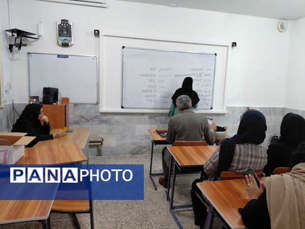 انتخابات انجمن اولیا و مربیان در دبیرستان علی افشارنژاد 