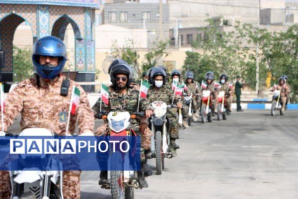 برگزاری صبحگاه مشترک نیروهای مسلح استان مرکزی به‌مناسبت سالروز آزادسازی خرمشهر 