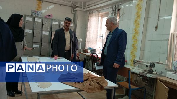 پایش میدانی رئیس اداره فنی و حرفه‌ای استان از هنرستان حضرت زهرا (س) بن