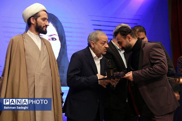 آیین تجلیل از پژوهشگران برتر وزارت آموزش و پرورش