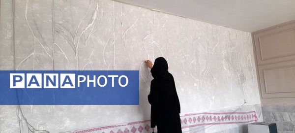 رنگ آمیزی و پتینه‌کاری هنرستان حضرت معصومه (س) شیروان در اوقات فراغت تابستان