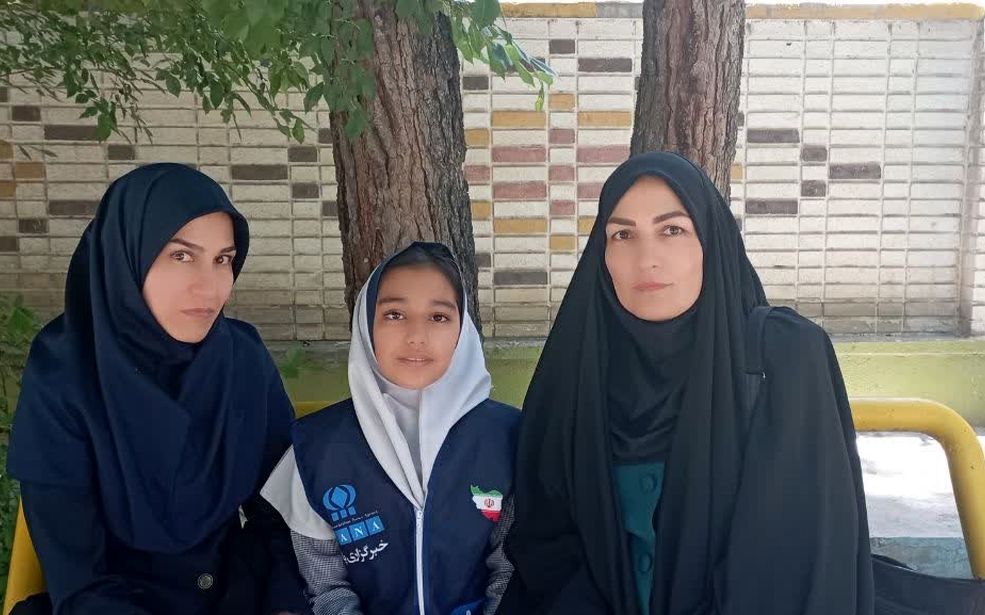 معلم یعنی عشق بدون مرز