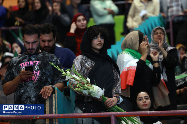 جشن قهرمانی تیم‌های ملی کشتی آزاد و فرنگی ایران