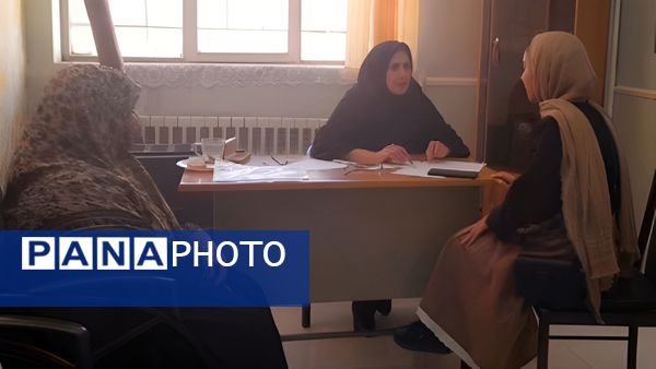 پایگاه ‌های انتخاب رشته در ناحیه ۷ مشهد مقدس فعال هستند