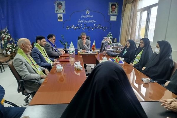 دیدار رئیس سازمان دانش‌آموزی شهرستان فاروج با مدیر جدید آموزش و پرورش این شهر