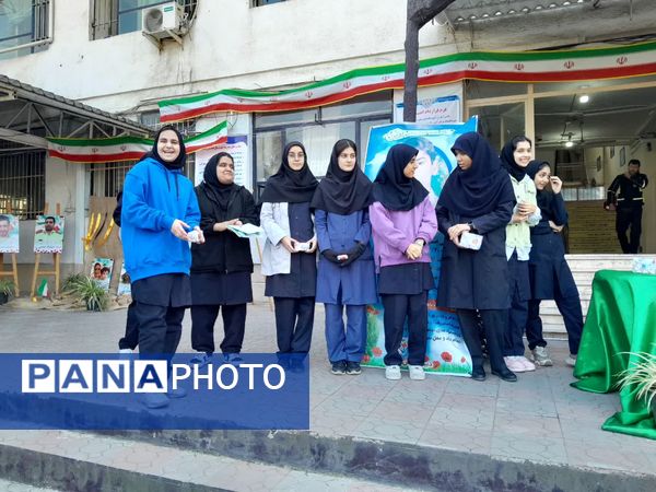 یادواره شهید دانش‌آموز قدرت الله قربانی نصر آبادی در مدرسه واثقی