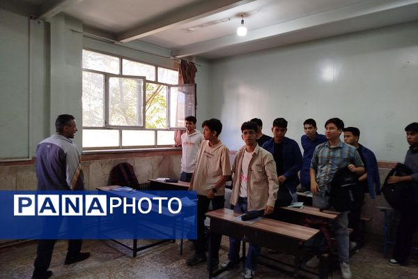 گرامیداشت هفته پدافند غیرعامل در مدارس ناحیه دو شهرری 