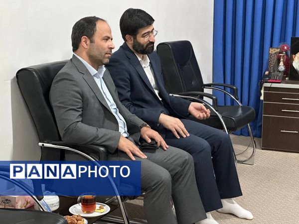  دیدار رئیس شبکه بهداشت و درمان شهرستان ساوجبلاغ با امام جمعه