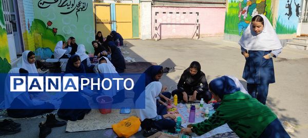 نهار سالم به مناسبت روز جهانی غذا و پوکی استخوان در مدرسه شهید خاقانی شیروان