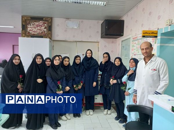 حضور دانش‌آموزان شهید نصرتی در بیمارستان خاتم الانبیاء (ص)