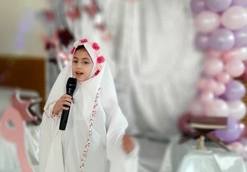 آغاز بهار بندگی ۲۰۰ گل نوشکفته در شهرستان فیروزکوه