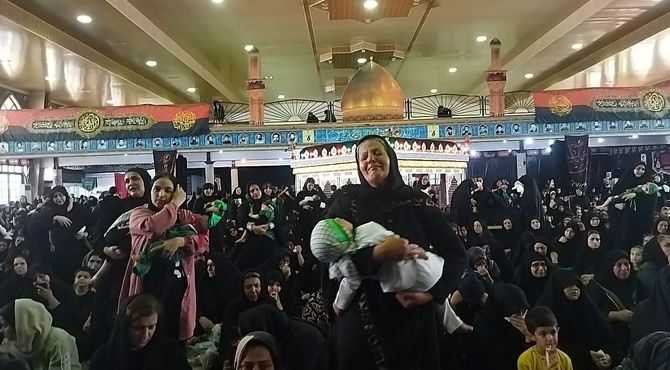مراسم شیر خوارگان حسینی در حسینیه عاشقان قائمشهر