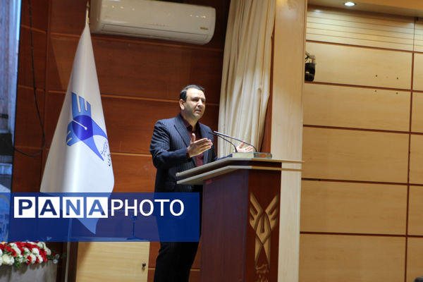 هم‌افزایی دانشگاه آزاد و آموزش و پرورش برای ارتقای آموزش متوسطه در کاشان