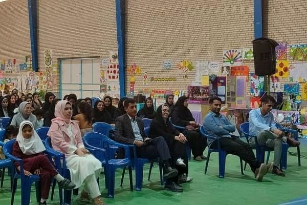 نمایشگاه «شوق یادگیری» فرصتی برای نمایش دستاوردهای دانش‌آموزان است