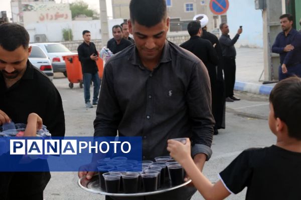 روز عاشورا در بندرخمیر