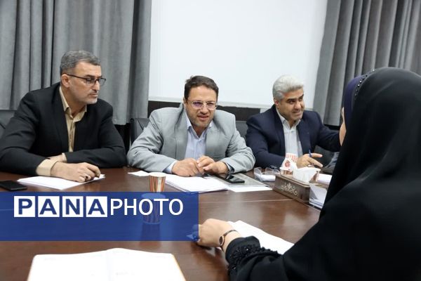 میز خدمت ویژه فرهنگیان در محل مدیریت آموزش و پرورش شهرستان اسلامشهر