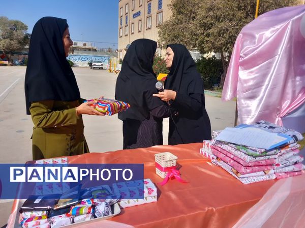 مراسم ولایت حضرت زینب در دبیرستان دخترانه فرهیختگان 
