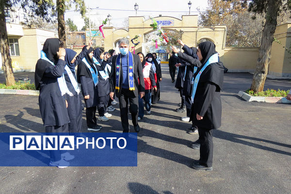 برگزاری مانور زلزله در هنرستان محمودیه شهرستان بجنورد 