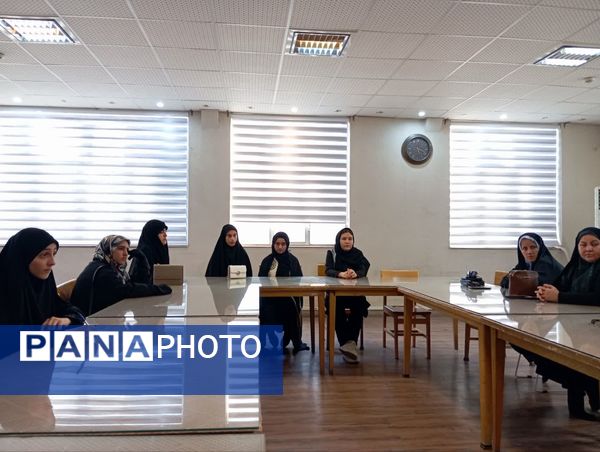 انجمن‌های اسلامی یکی از ثروت‌های جمهوری اسلامی اند