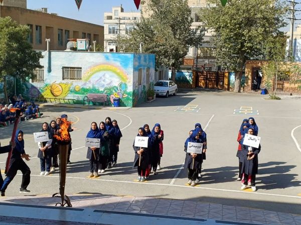 برگزاری المپیاد درون مدرسهای دبیرستان حضرت معصومه «س» ناحیه 4 کرج