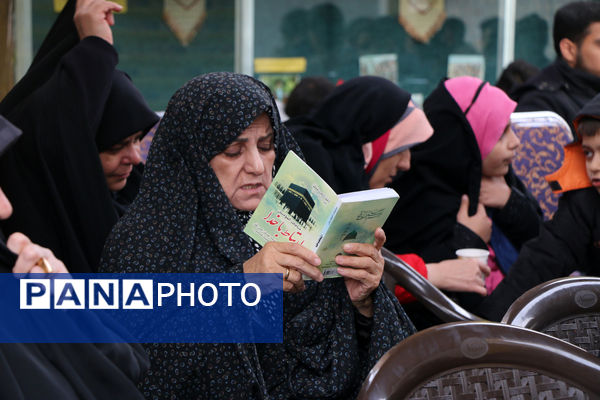 گلباران مزار شهدای گمنام قم در ایام الله دهه فجر