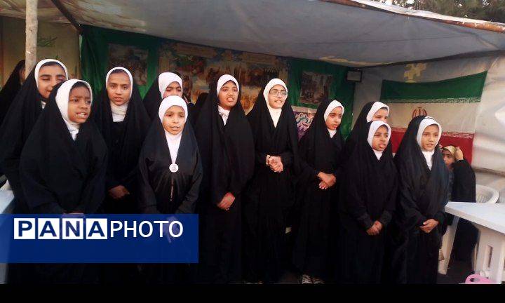 حضور پرشور دانش‌آموزان بیرجندی در اجتماع غدیر
