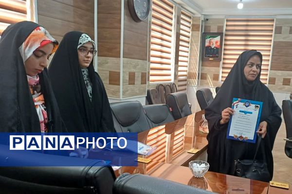 نشست هم‌اندیشی بسیجیان فعال در راستای وعده صادق ۲