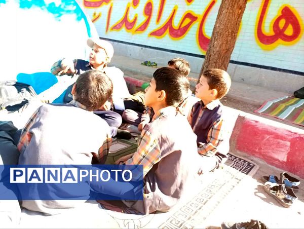 اردوی درون مدرسه ای روز دانش آموز در دبستان شهید پسندیده فدافن 