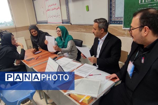 اختتامیه محور آزمایشگاه ،یازدهمین دوره جشنواره نوجوان خوارزمی در دبیرستان مهدی مقربی ملارد