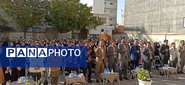 برگزاری انتخابات شورای دانش‌آموزی در مدرسه شاهد آمنه