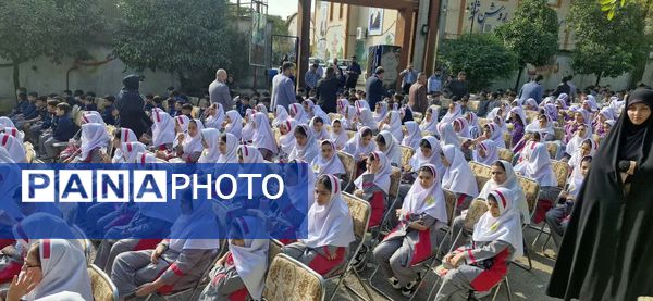 تماشاخانه سیار کانون پرورش فکری کودکان و نوجوانان میهمان کودکان محمودآبادی