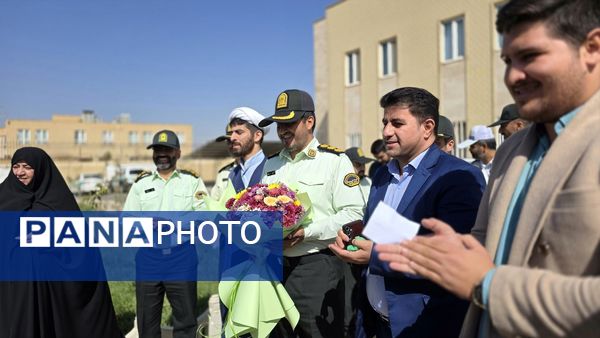 تبریک پیشتازان کوچک به مدافعان بزرگ امنیت در هفته نیروی انتظامی