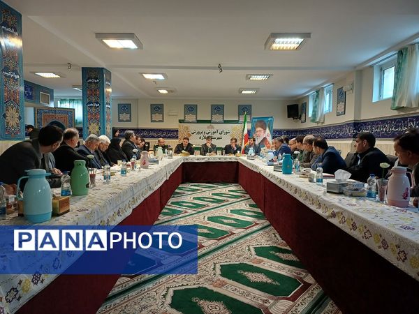 تقدیر از اعضای شورای آموزش و پرورش ملارد به‌خاطر کسب رتبه برتر استانی