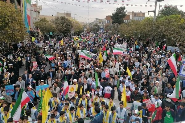 نمره قبولی دانش‌آموزان قمی در آزمون روز ملی مبارزه با استکبار جهانی