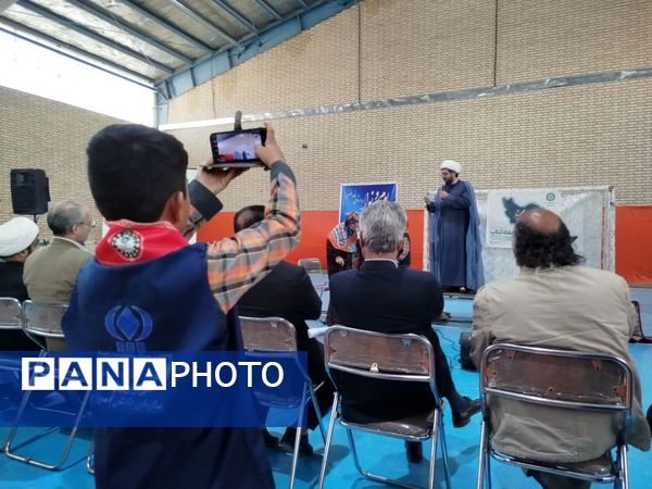 حضور پر شور خبرنگاران پانا در جشن کتاب روستای فدافن