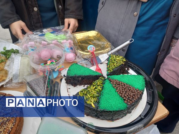 بازارچه درون مدرسه‌ای در مدرسه فاطمیه شهرستان شیروان