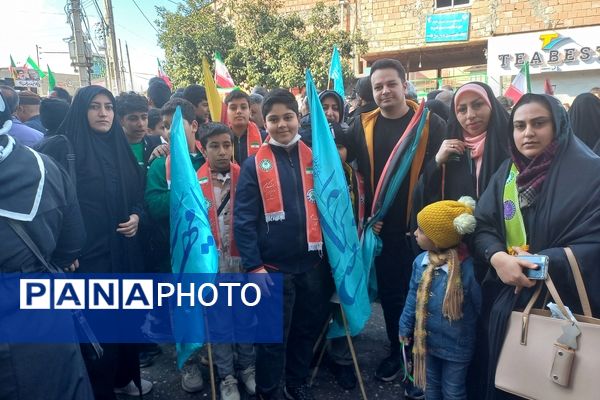 جشن تولد انقلاب اسلامی ایران در گلوگاه 