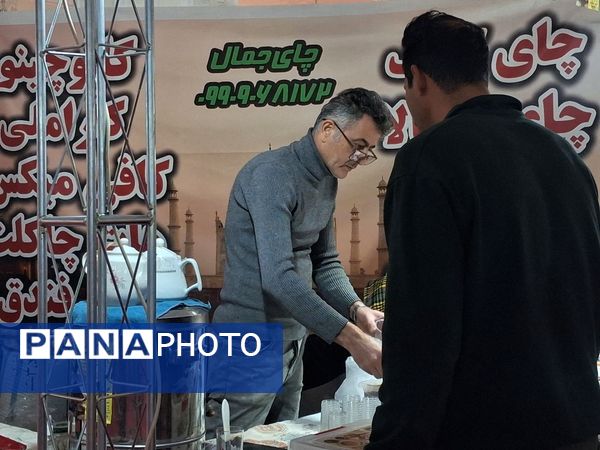 نمایشگاه عرضه مستقیم کالا ،سوغات و هدایا، صنایع دستی در شهرستان کاشمر 