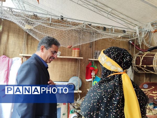 بازدید معاون پرورشی و فرهنگی وزارت آموزش و پرورش از نمایشگاه دستاوردهای کانون‌های فرهنگی تربیتی استان بوشهر