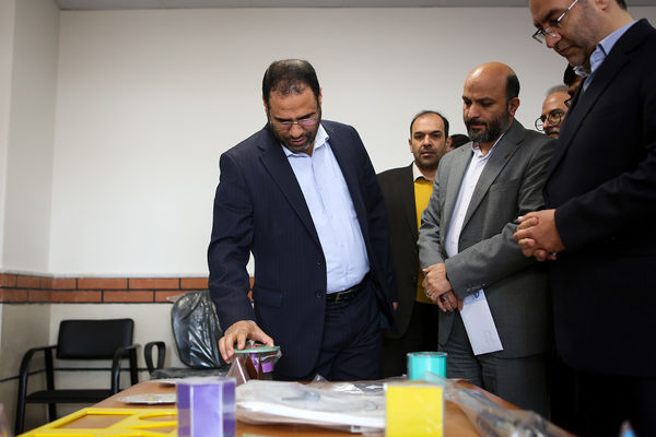 ارسال متمرکز تجهیزات آموزشی به مدارس استان تهران