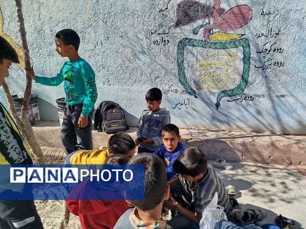 ایجاد فضای شاد وصمیمی در دبستان شهید عجمی فدافن