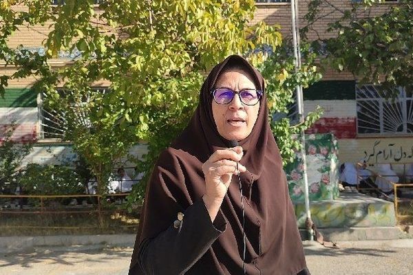 روز جهانی کودک در مدرسه مهرعلی نادیپور شهرستان بروجن 