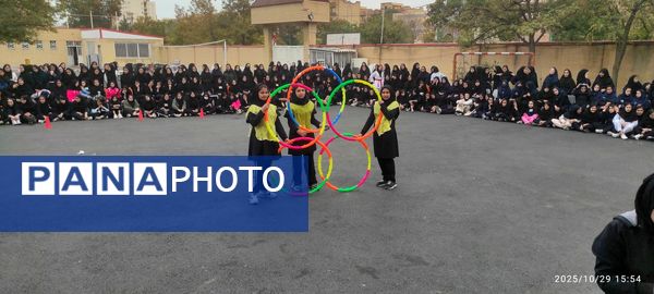 زنگ ورزش در دبیرستان نسیبه با حال و هوای المپیادی