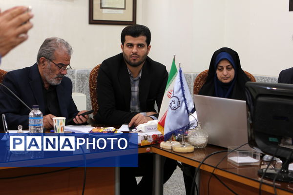 نشست خبری معاون مدیرکل و مدیر آموزش‌و‌پرورش کاشان با اصحاب رسانه