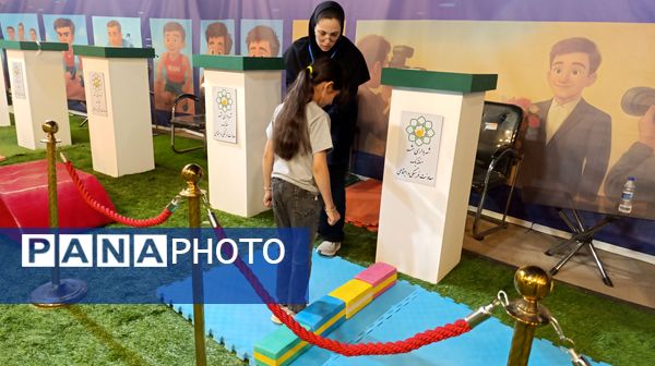 تدارک بازی‌های فکری در افتتاحیه سومین جشنواره خانواده ورزش در بوستان ملت مشهد