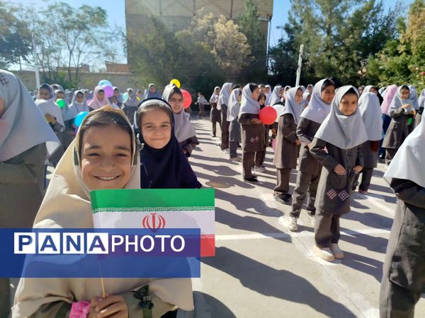 جشنواره روز جهانی کودک در دبستان شهید نجفی فدافن