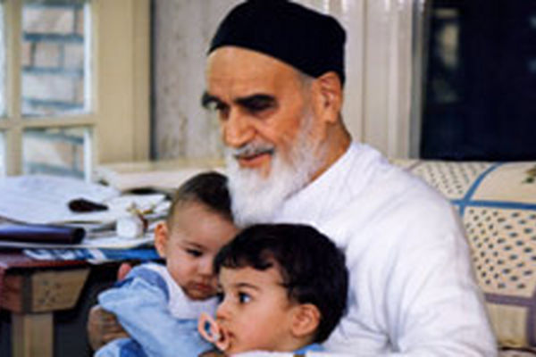در سوگ پدری که همچنان فرزندانش را تربیت می کند

