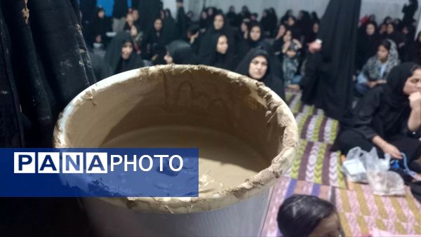 آیین سنتی «گل مالی» در روز عاشورا