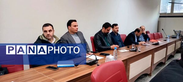 برگزاری جلسه کارگروه تسهیل استان در استانداری